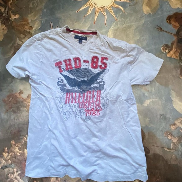 Tommy hilfiger t-shirt - Picture 1 of 3